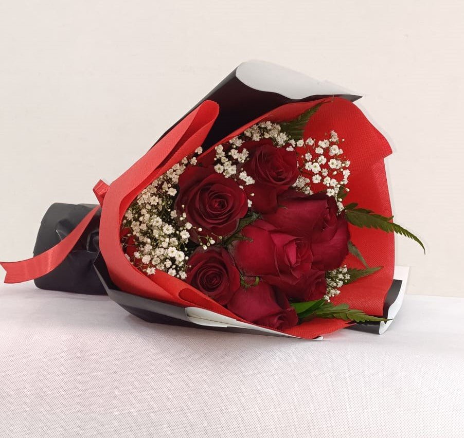 Bunch of Beautiful Red Roses