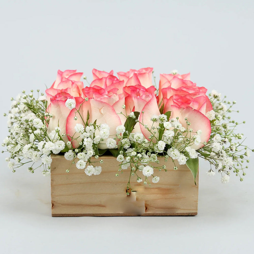 Friendship Day - 16 Pink Roses Arrangement In Wooden Base